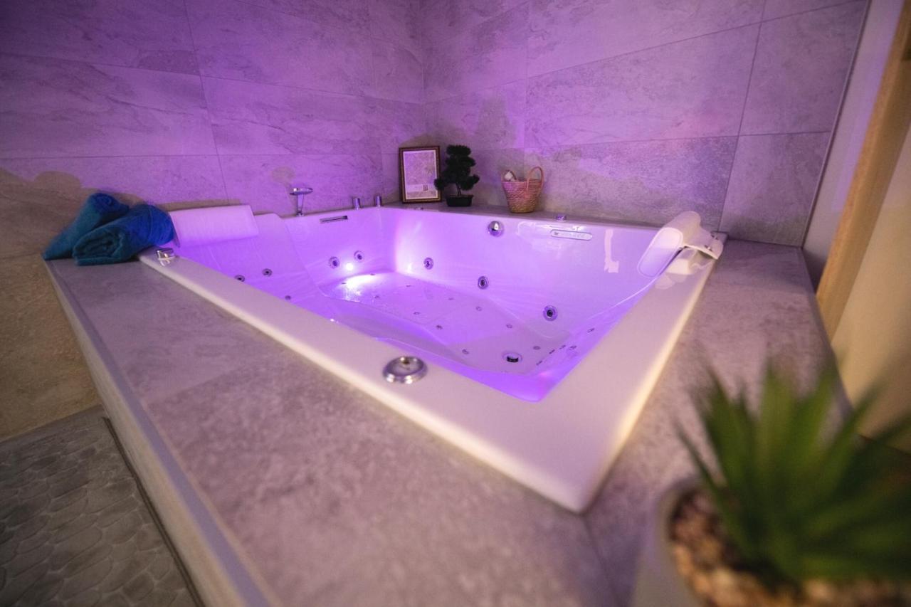 Lova Spa Saint-Etienne Εξωτερικό φωτογραφία